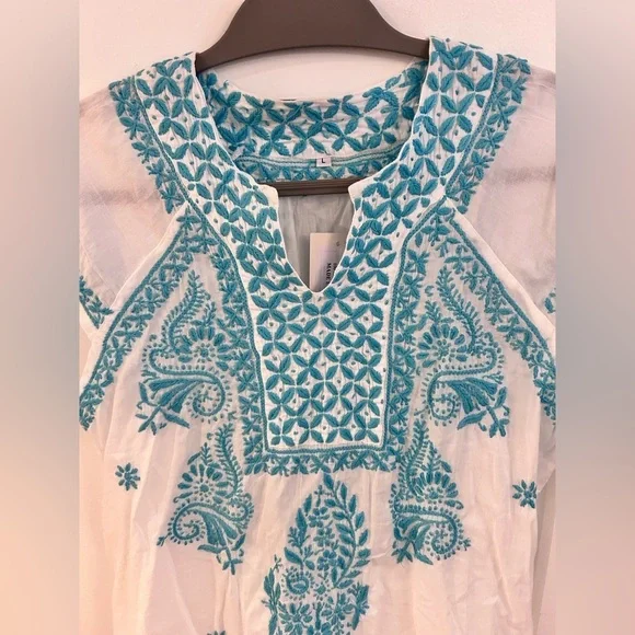 Dolma Blue White embroidered tunic blouse dress - Picture 2 of 5